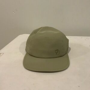 Fjallraven green hiking cap